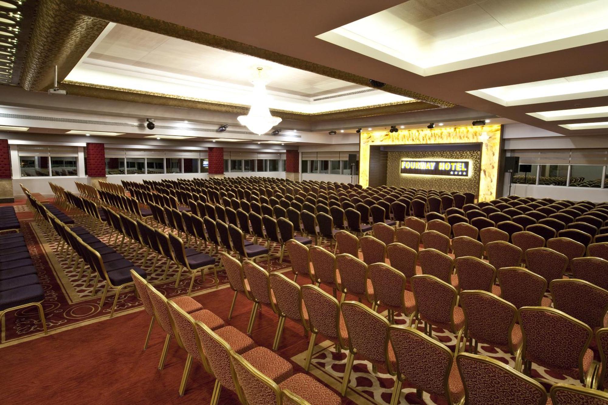 Fourway Hotel&Spa Dortyol Екстериор снимка